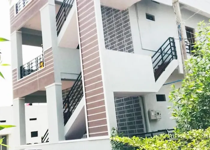 Veeru Homestay
