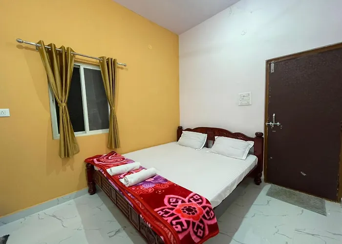 Veeru Homestay