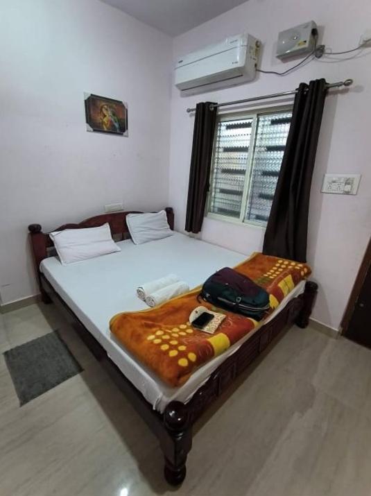 Veeru Homestay *