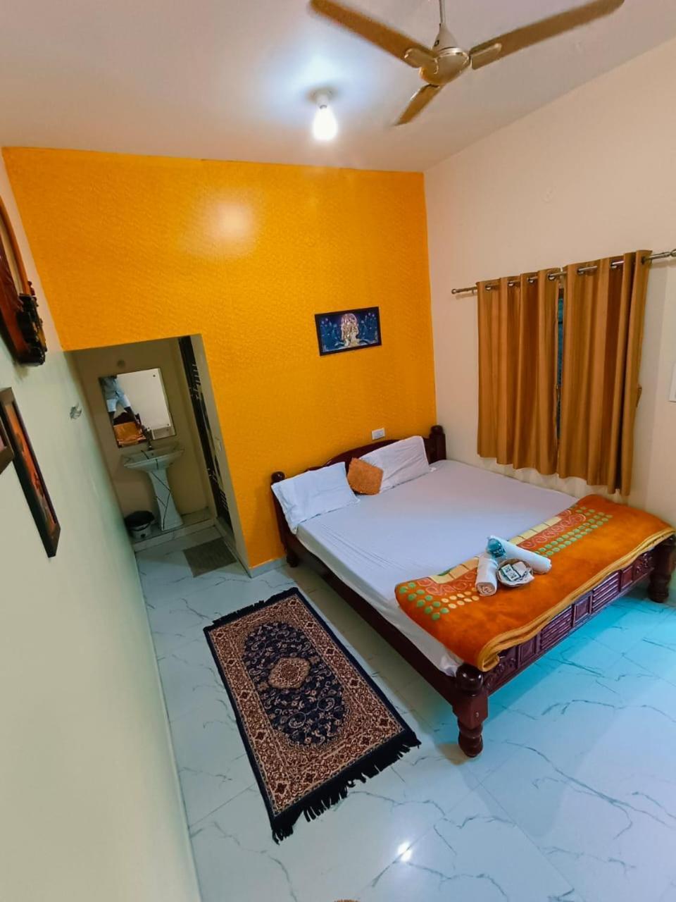 Homestay Veeru Hospet